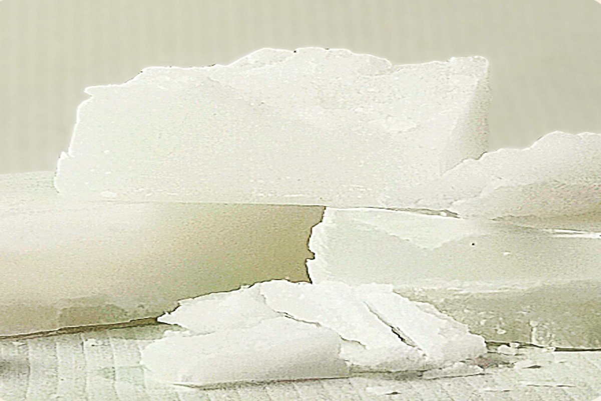White Wax Chunks